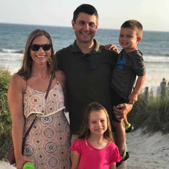 Meet your Posher, Stephanie - Picture 1 of 1